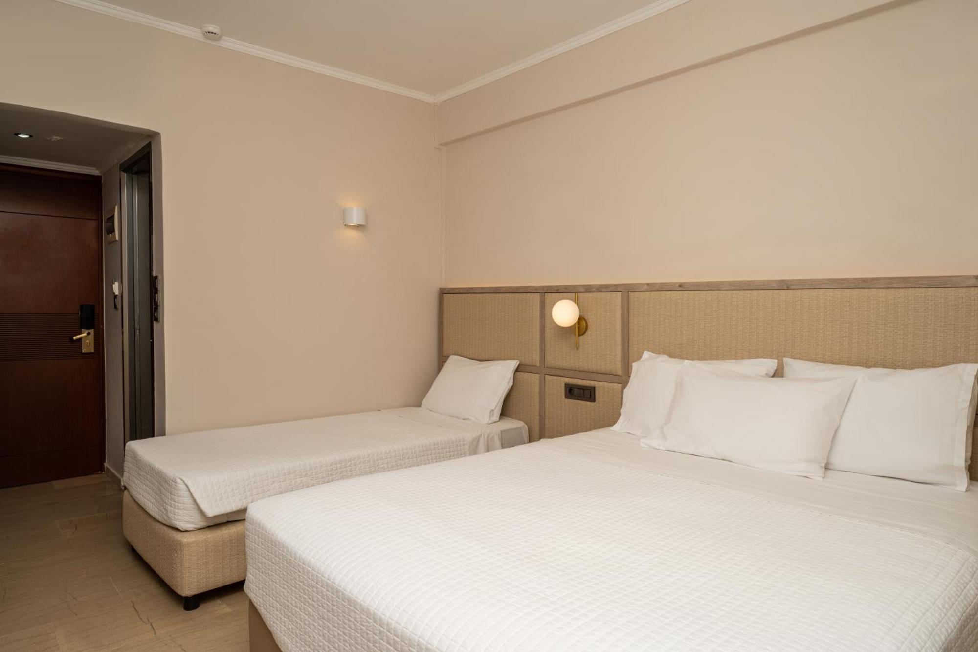 Karras Grande Resort Plános Eksteriør billede