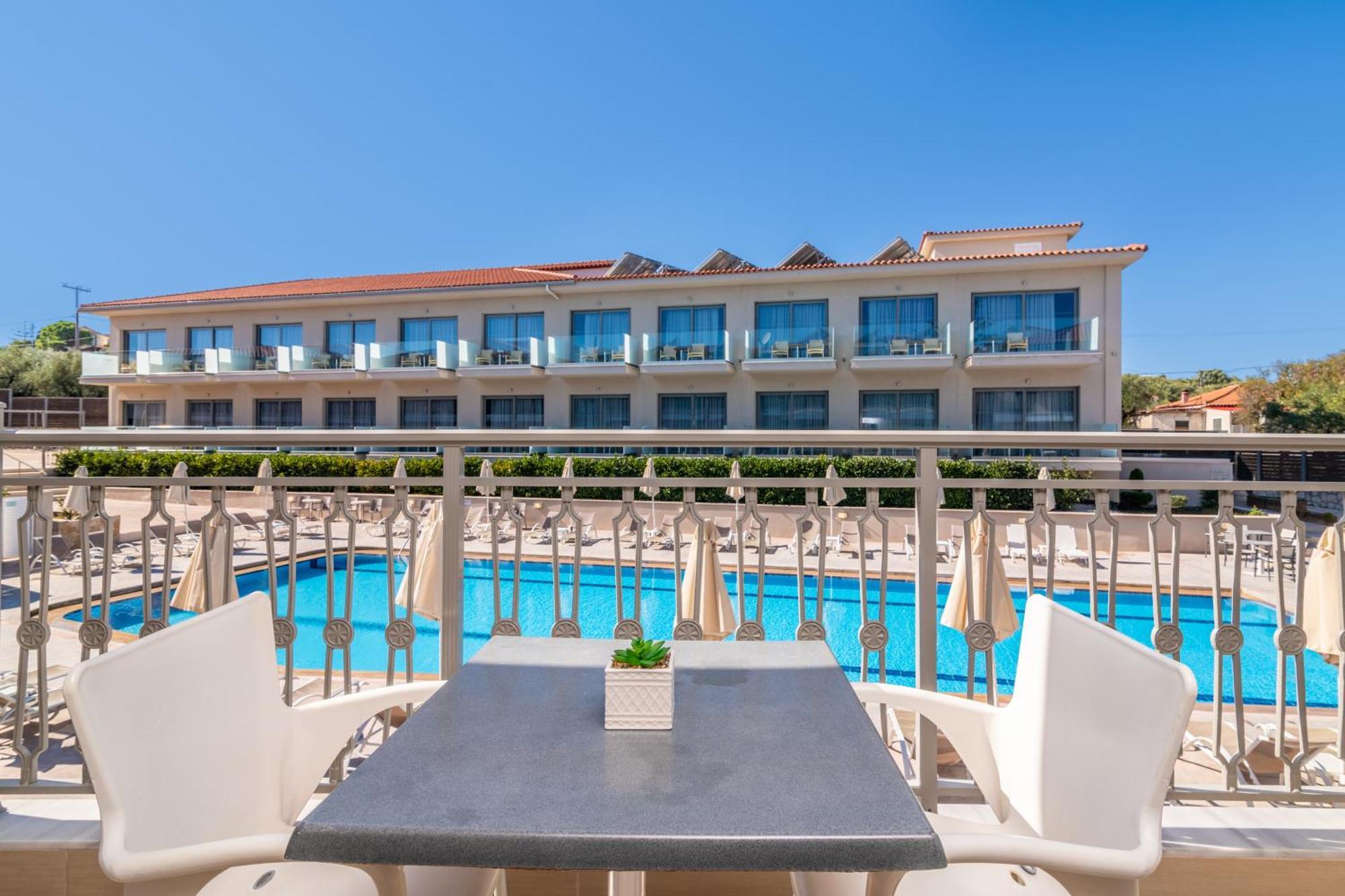 Karras Grande Resort Plános Eksteriør billede